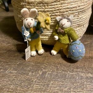 Gry & Sif Wool Bunny Bowtie & Flower Grey Sheep with Green Jacket Egg Fair Trade